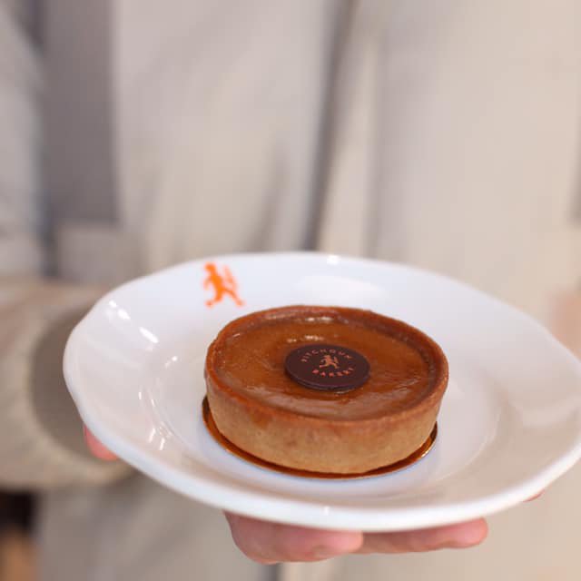 Our Pumpkin Pie is like your Grandma’s, only even more delicious and with a French twist 😋🧡😋🧡 
