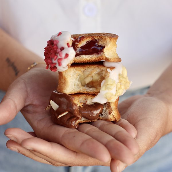 Petites viral croissant roll