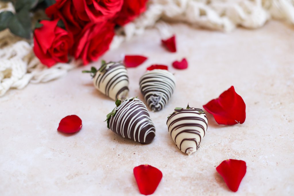 valentine strawberries