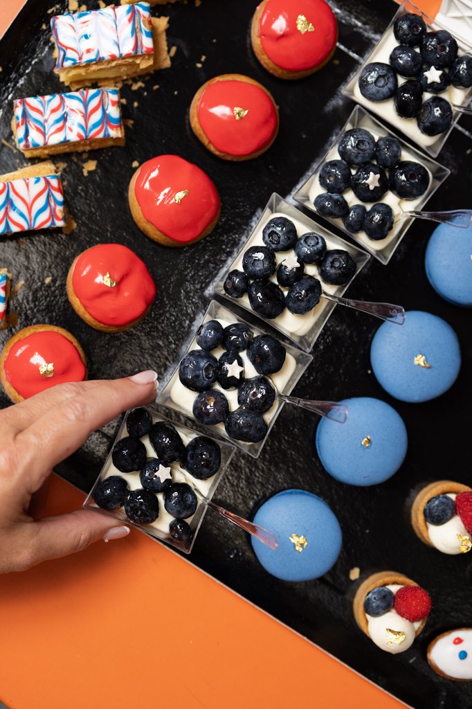 minifinepastries-trays-special-july4th-bastilleday2