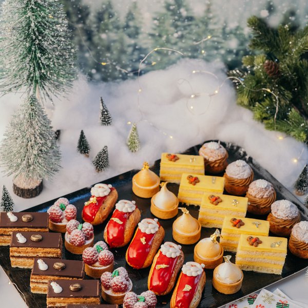 HolidayMiniFinePastries2